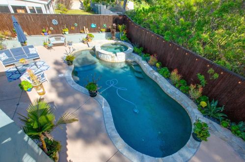 8633 Chantilly Ave, San Diego, CA 92123-3434
