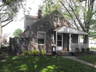2005 4 St, Moline IL  61265-4644 exterior