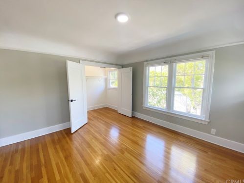 244 Kenwood St, Glendale CA  91206-4209 exterior