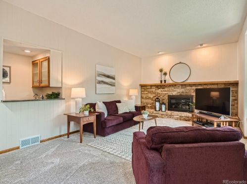 16572 Crestline Pl, Aurora CO 80015-4308 exterior