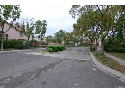 558 Stephanie Dr, Covina, CA 91722-2113