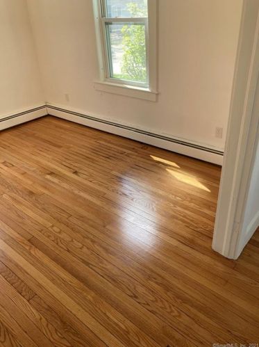4 Pleasant St, Killingly CT  06241-1605 exterior