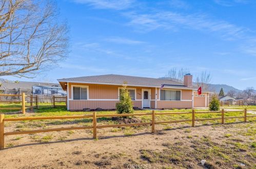 17980 Cedar Canyon Dr, Tehachapi, CA 93561-5548