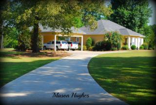 118 Valhalla Dr, Cordele, GA 31015-9394