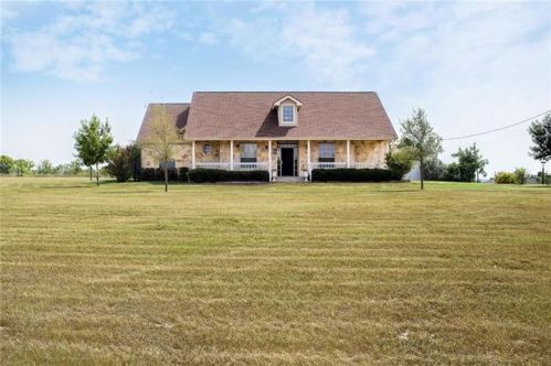 274 Brown Rd, Mcdade, TX 78650-5191