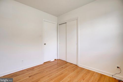 7321 Lamar Dr, Springfield VA  exterior