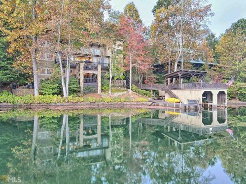 255 Inverness Ln, Lakemont, GA 30552-2842