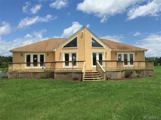 17510 Level Dr, Doswell, VA 23047-1515