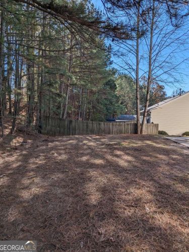 6847 Bridgewood Dr, Austell, GA 30168-6700