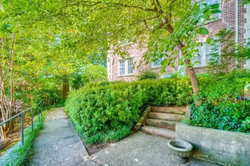 1048 Euclid Ave, Atlanta GA  30307-1954 exterior