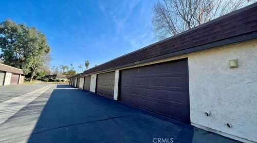 2772 Tropicana Dr, Riverside CA  92504-4220 exterior