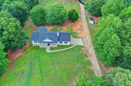 668 Maley Rd, Jefferson, GA 30549-2348