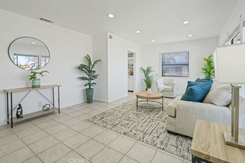 2440 Gramercy Ave, Anaheim CA  92801-3227 exterior
