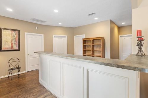 15720 Kuykendahl Ct, Conroe TX  77384-3560 exterior