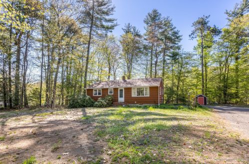 37 Skillin Rd, Cumberland, ME 04021-3146