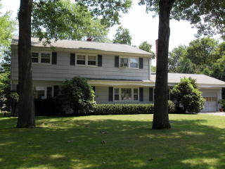 11 Druid Hill Dr, Parsippany, NJ 07054-1453