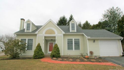 88 Cantor Ln, Torrington, CT 06790-7702