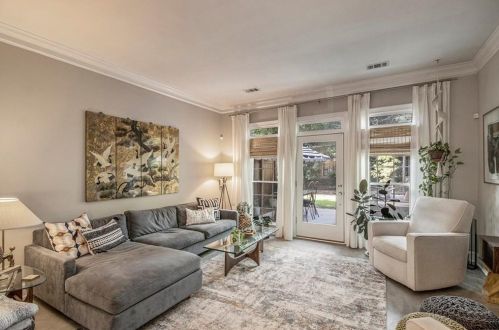 800 Dixie Ave, Atlanta, GA 30307-2410
