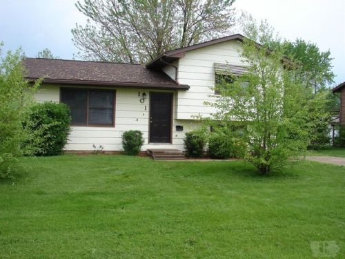 101 South St, Trenton, IA 52641-2524