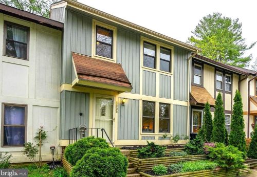 5522 Crossrail Ct, Springfield, VA 22015-1810