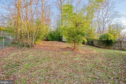 19129 Windsor Rd, Triangle VA  22172-2423 exterior