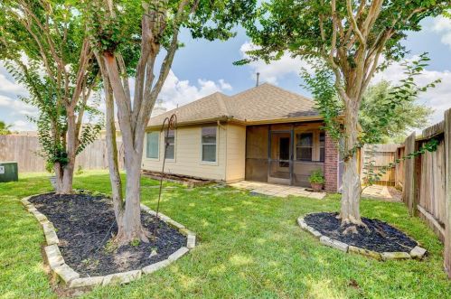 26311 Christen Canyon Ln, Richmond TX 77406-5465 exterior