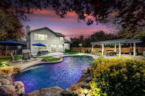 7013 Rosado Dr, Folsom, CA 95762-7649
