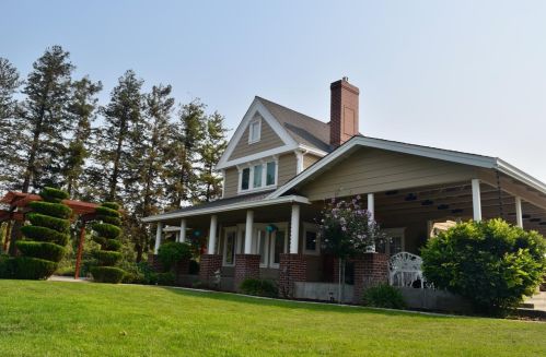712 Faust Rd, Modesto, CA 95358-8211