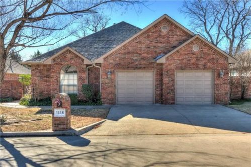 1258 Augusta Ct, Shawnee, OK 74801-0500