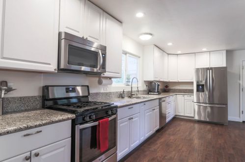 6136 Altamont Ln, Swansboro Country, CA 95667-8846