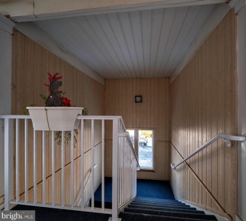 319 Silvia St, Trenton, NJ 08628-3227