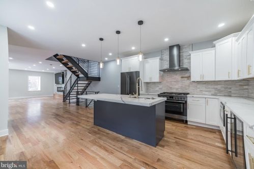 1165 12 St, Philadelphia PA 19148-1002 exterior