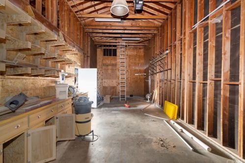 15740 Rancho Viejo Dr, Riverside CA  92506-5820 exterior