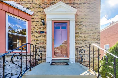 7433 Odell Ave, Chicago, IL 60631-4425