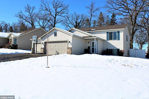 221 17th Ave, Saint Joseph, MN 56374-9821