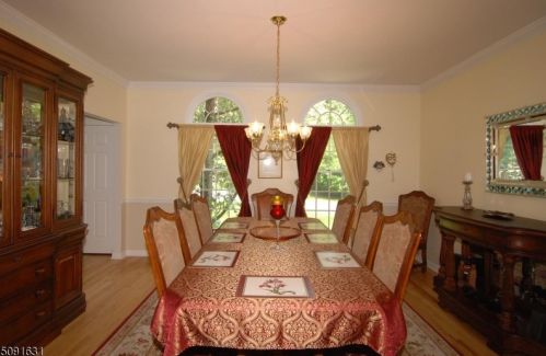 4 Everest Dr, Hackettstown NJ  07840-2844 exterior