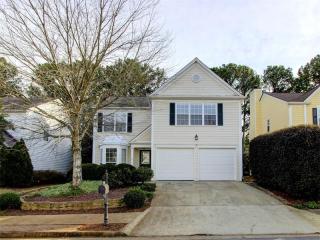 611 Lullingstone Dr, Marietta, GA 30067-2720