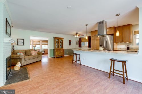 5408 Juliet St, Springfield VA  22151-2615 exterior