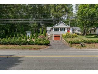 2505 Hartford Ave, Providence RI  02919-1620 exterior