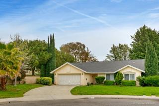 370 Holiday Way, Oceanside, CA 92057-4262