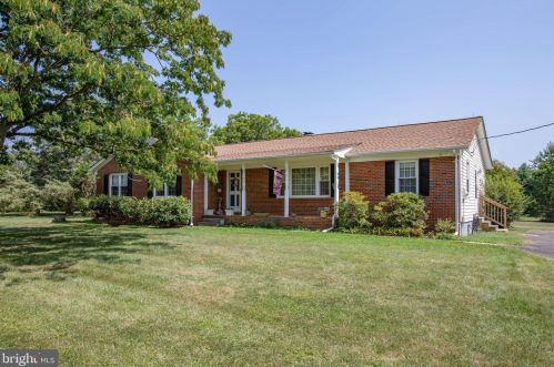 12371 Orchard St, Locust Grove, VA 22508-9734