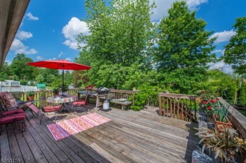 255 Beverwyck Rd, Parsippany, NJ 07054-2252