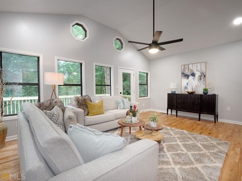 2114 Drew Vly Rd, Atlanta GA  30319-3918 exterior