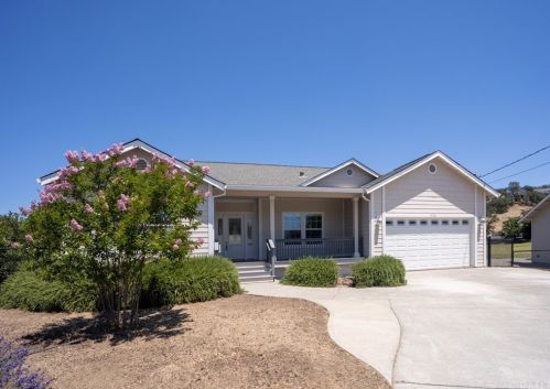 18126 Deer Hollow Rd, Middletown, CA 95467-8002