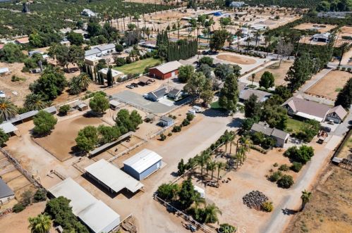 2150 Gratton St, Riverside CA  92504-5201 exterior