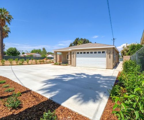 9267 Andrew St, Riverside CA  92503-4303 exterior