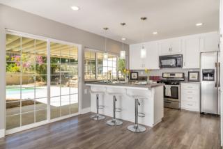10226 Molino Rd, Santee, CA 92071-1618