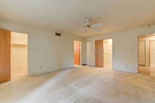 46 Ivy Ct, Conroe TX  77304-1205 exterior