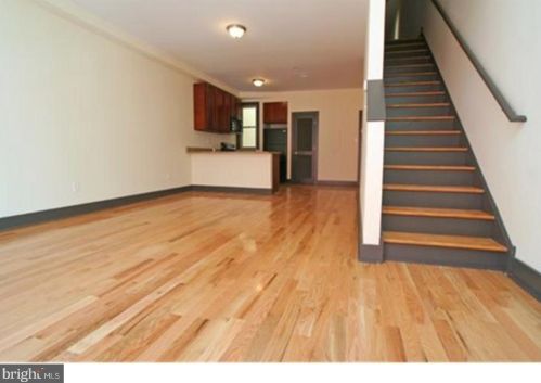 2036 19 St, Philadelphia PA 19121-4120 exterior