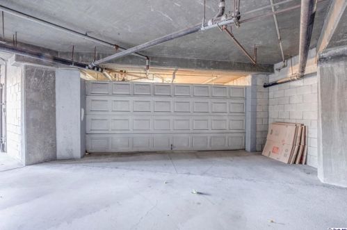 530 Pioneer Dr, Glendale CA 91203-3016 exterior